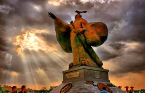 汉武帝刘彻历史简介:汉朝第七位皇帝,16岁登基在位55年