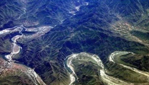 刘伯温斩龙脉,为什么唯独到了长白山没敢下手?